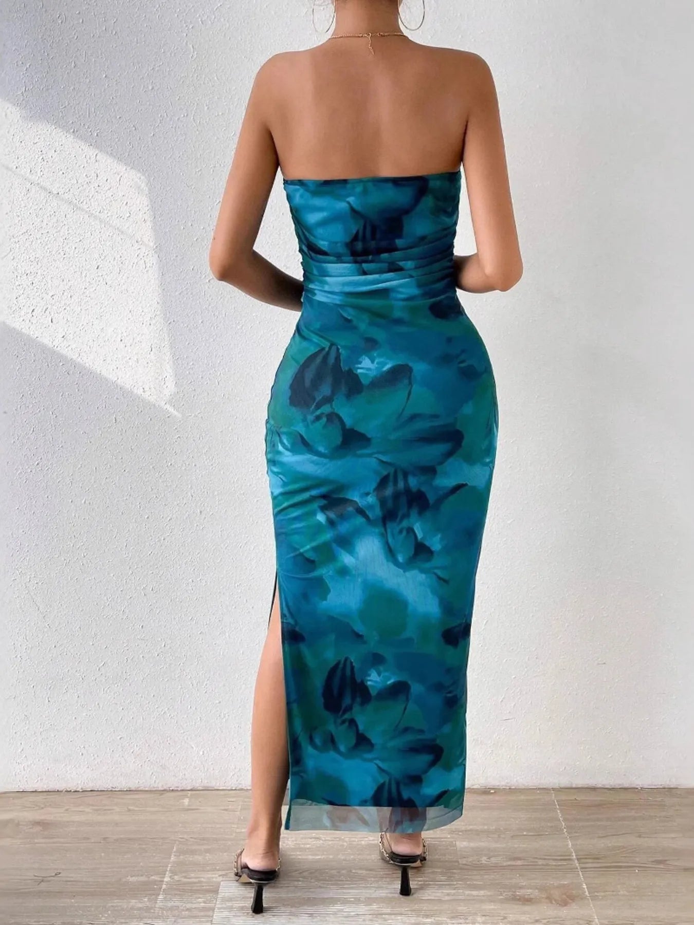 Image of Printed Side Slit Tube Dress | Queeble.shop