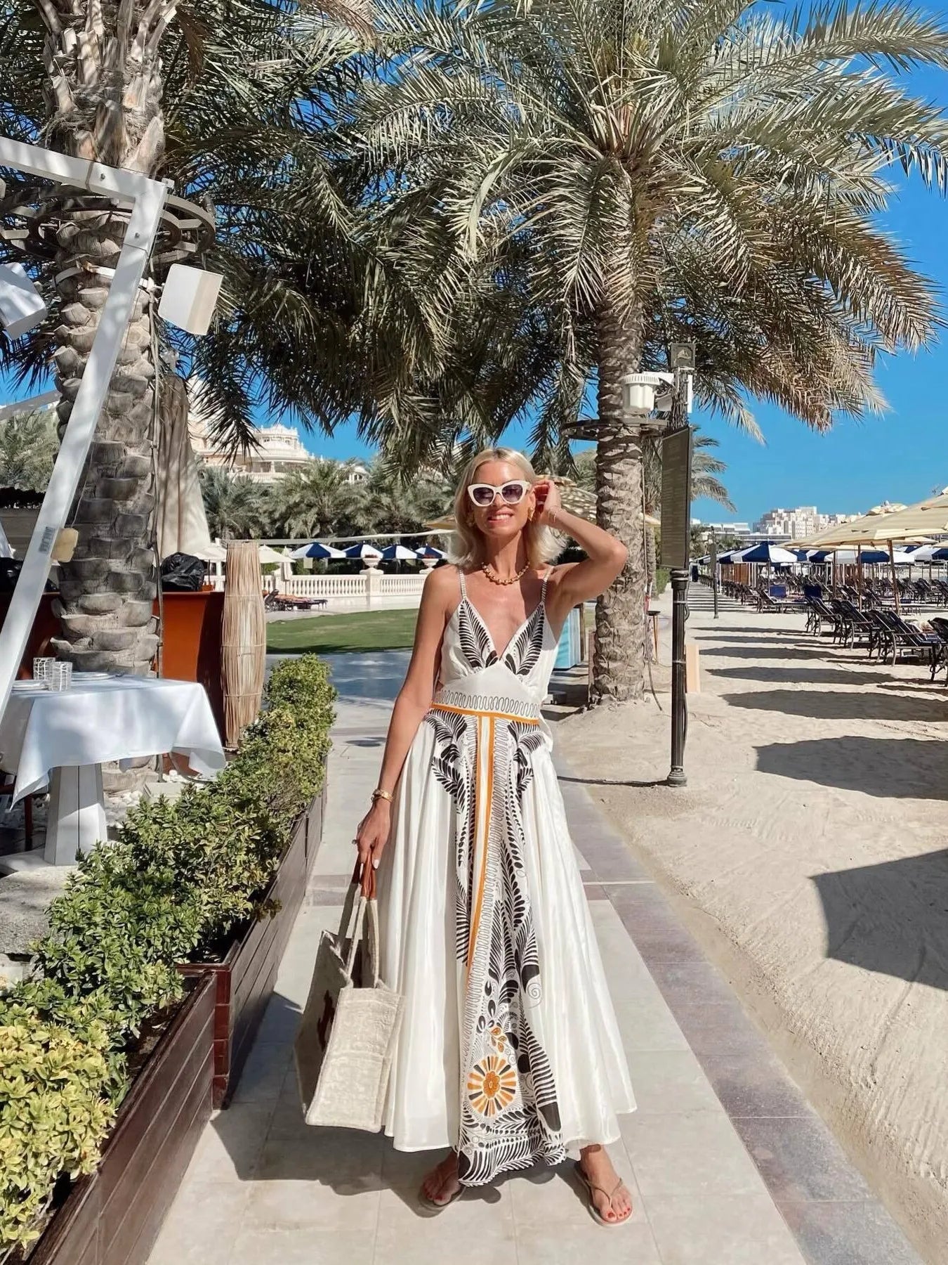 Image of Printed V-Neck Cami Dress | Queeble.shop