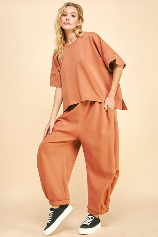 Image of Davi & Dani Flowy Top and Elastic Waist Band Pants Set | Queeble.shop