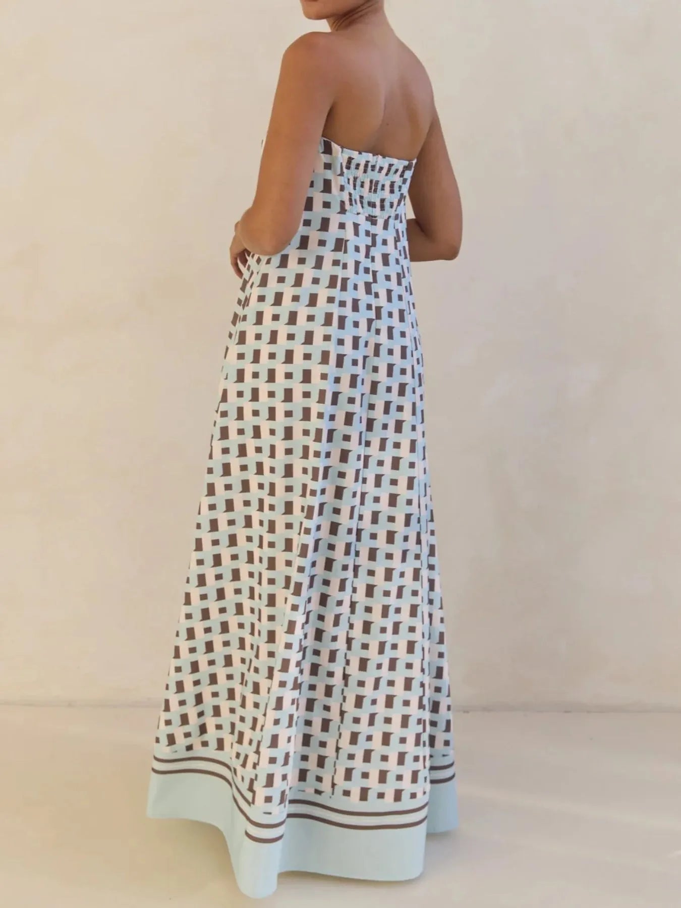Image of Smocked Printed Tube Maxi Dress | Queeble.shop