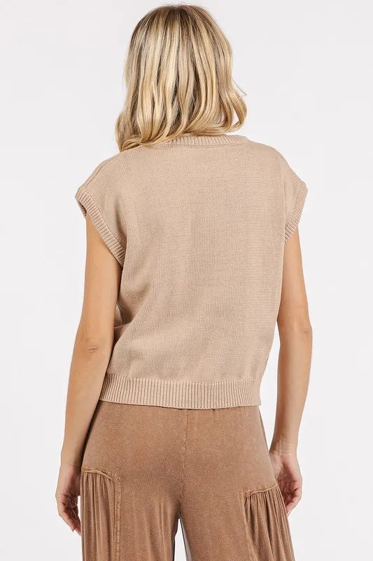 Image of Mittoshop Contrast Letter Round Neck Cap Sleeve Knit Top | Queeble.shop