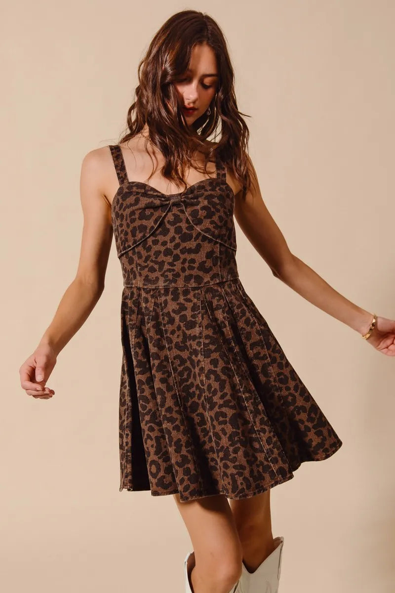 Image of SO ME Mineral Washed Leopard Flare Cami Dress | Queeble.shop