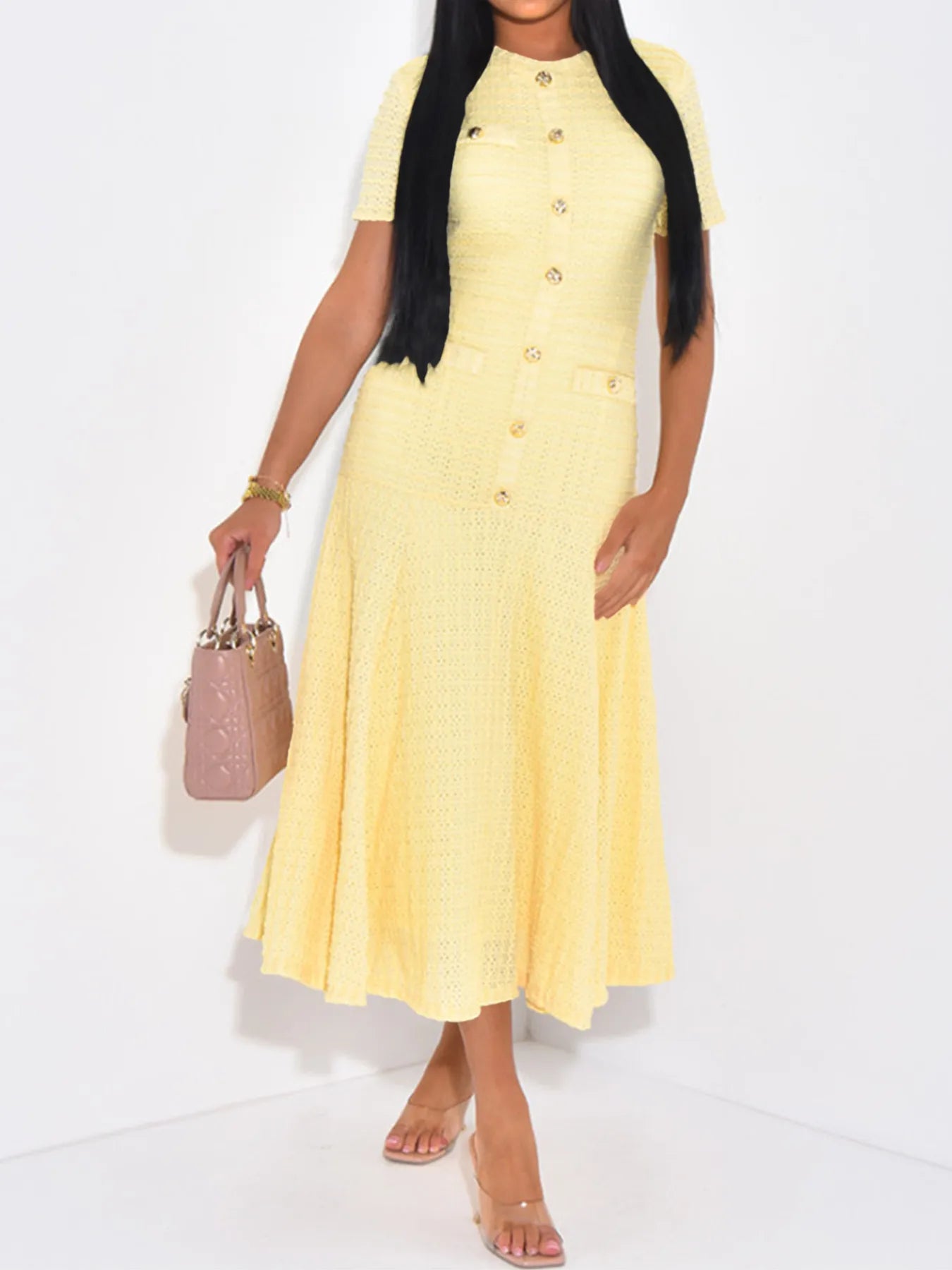Image of Textured Knit Short Sleeve Dress | Queeble.shop