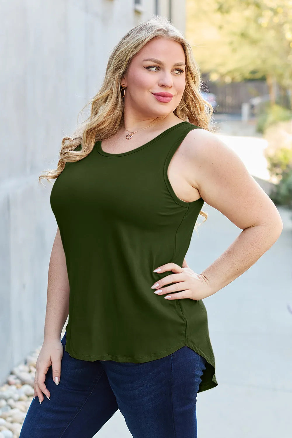 Image of Basic Bae Full Size Round Neck Curved Hem Tank | Queeble.shop