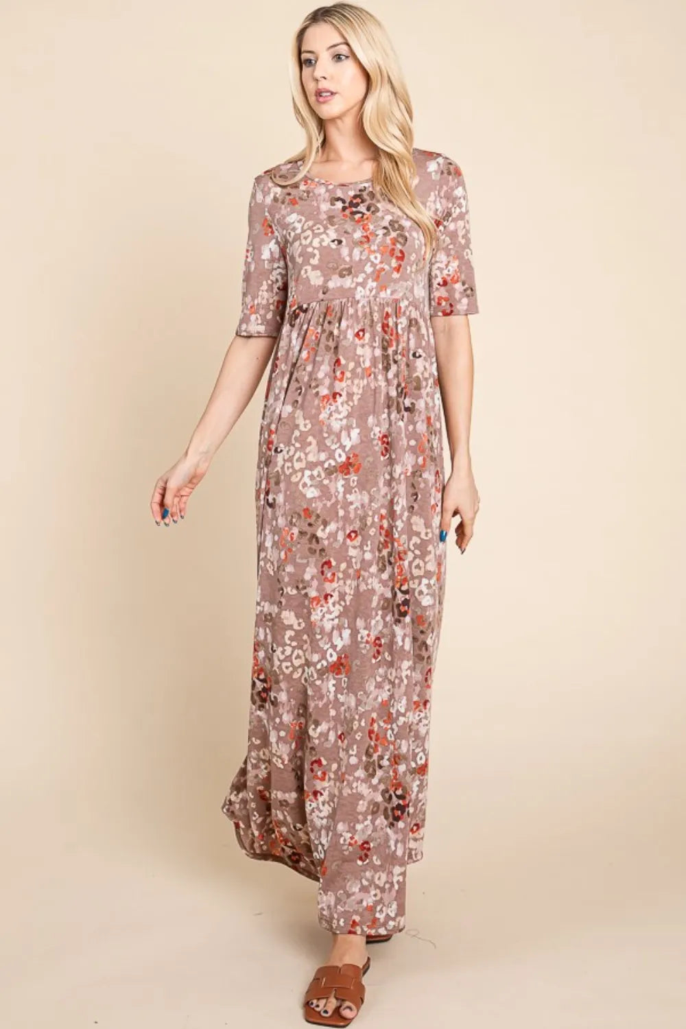 Image of BOMBOM Printed Shirred Maxi Dress | Queeble.shop
