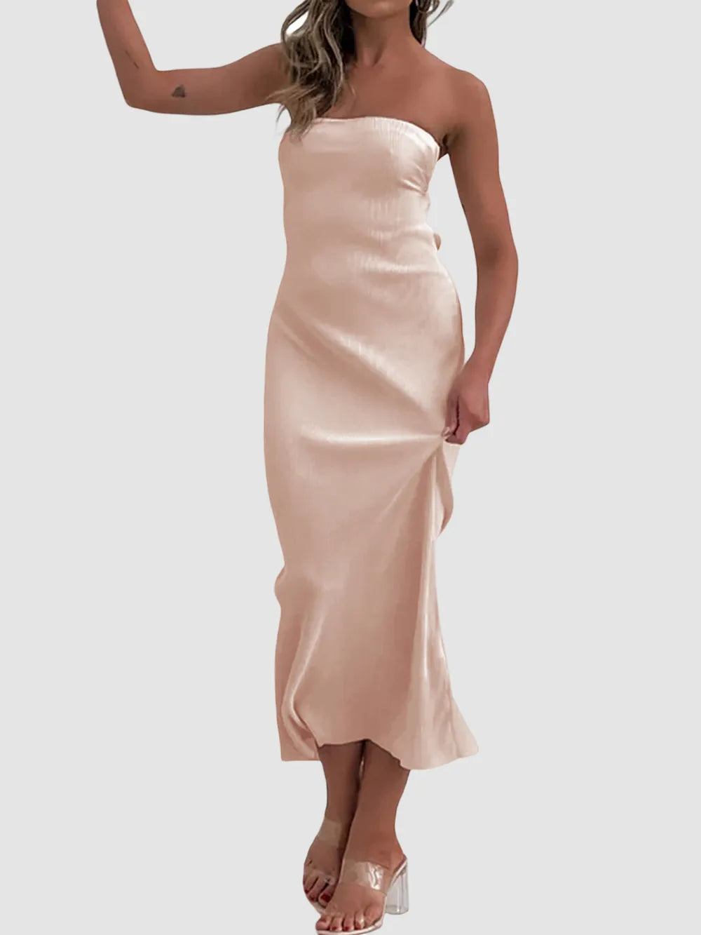 Image of Lace-Up Back Tube Maxi Dress | Queeble.shop