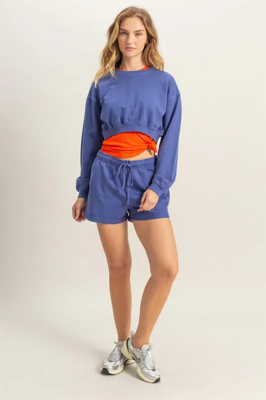Image of HYFVE Crew Neck Long Sleeve Crop Sweatshirt | Queeble.shop