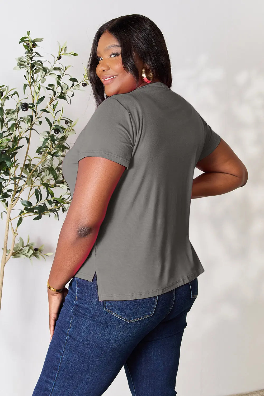 Image of Basic Bae Full Size Round Neck Short Sleeve T-Shirt | Queeble.shop