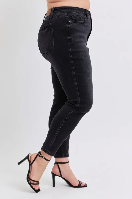 Image of Judy Blue Full Size Mid Rise Tummy Control Skinny Jeans Plus Size | Queeble.shop