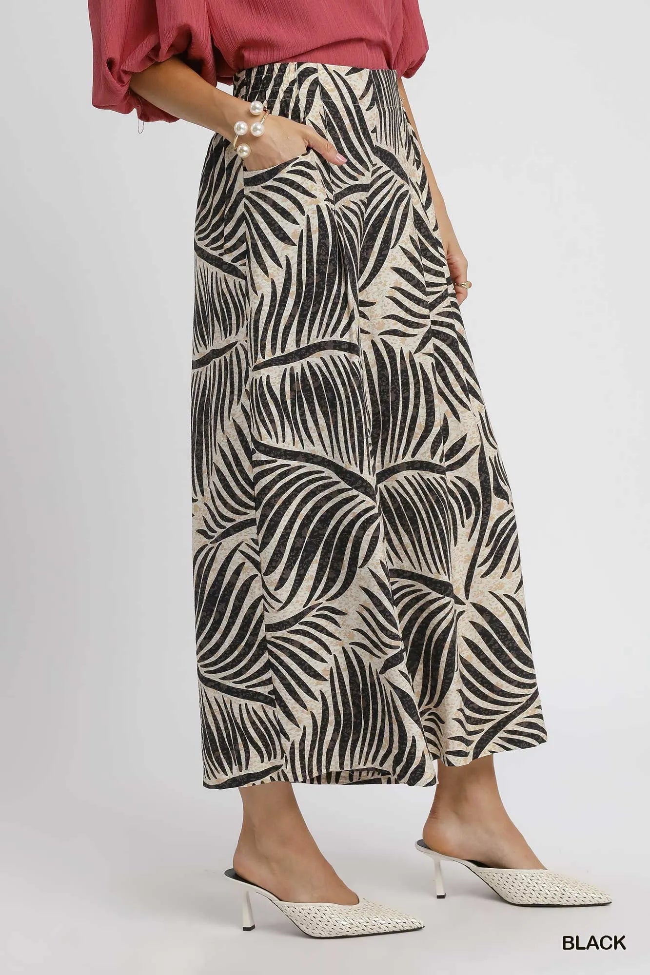 Image of Umgee Palm Leaf Print Wide Leg Culotte Pants | Queeble.shop