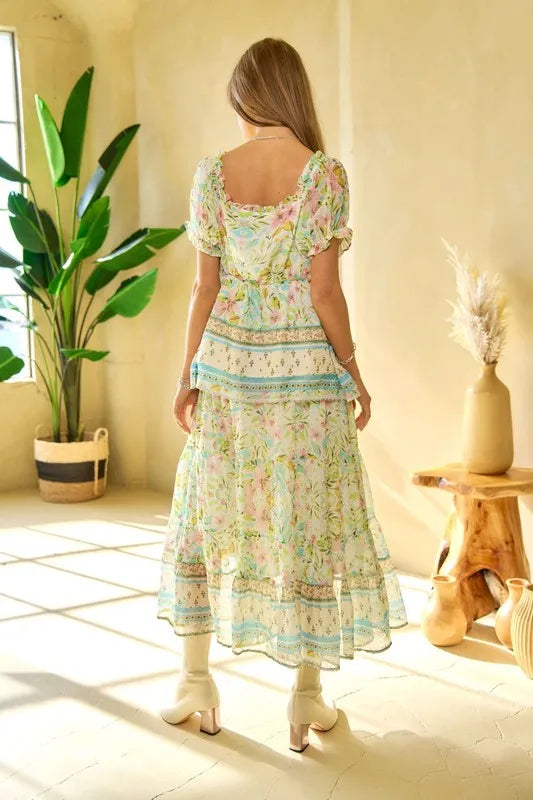 Image of Davi & Dani Spring Floral Border Print Ruffled Textured Top | Queeble.shop