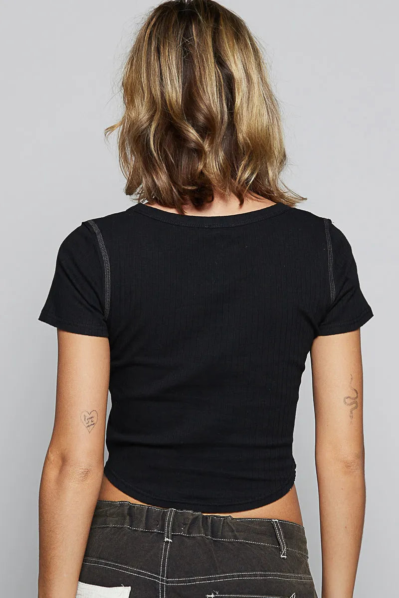 Image of POL Contrast Stitching Round Neck Crop T-Shirt | Queeble.shop