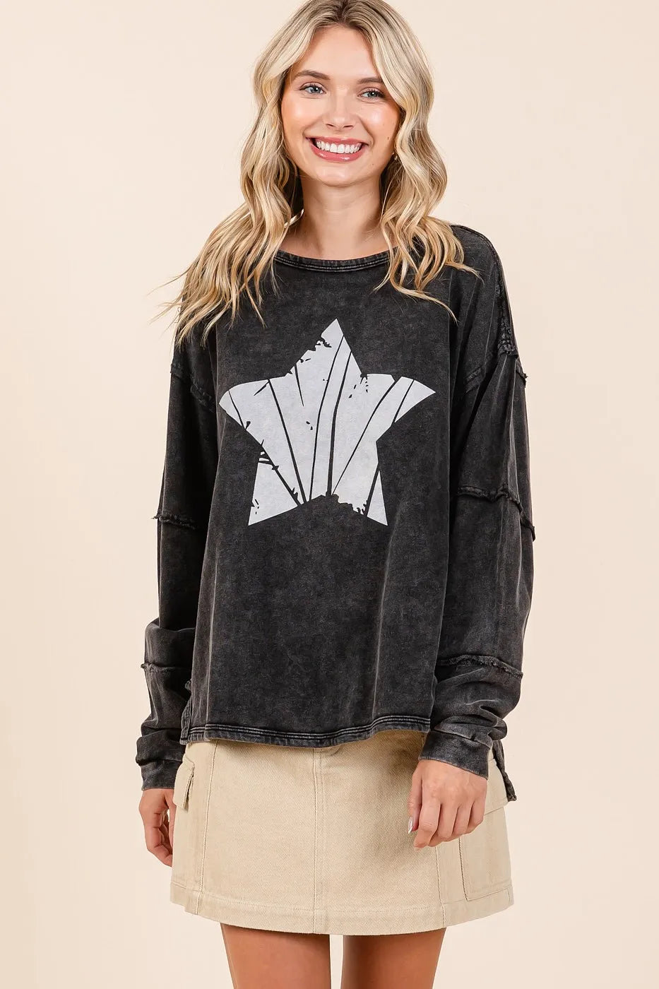 Image of Mittoshop Star Graphic Mineral Wash Long Sleeve Top | Queeble.shop