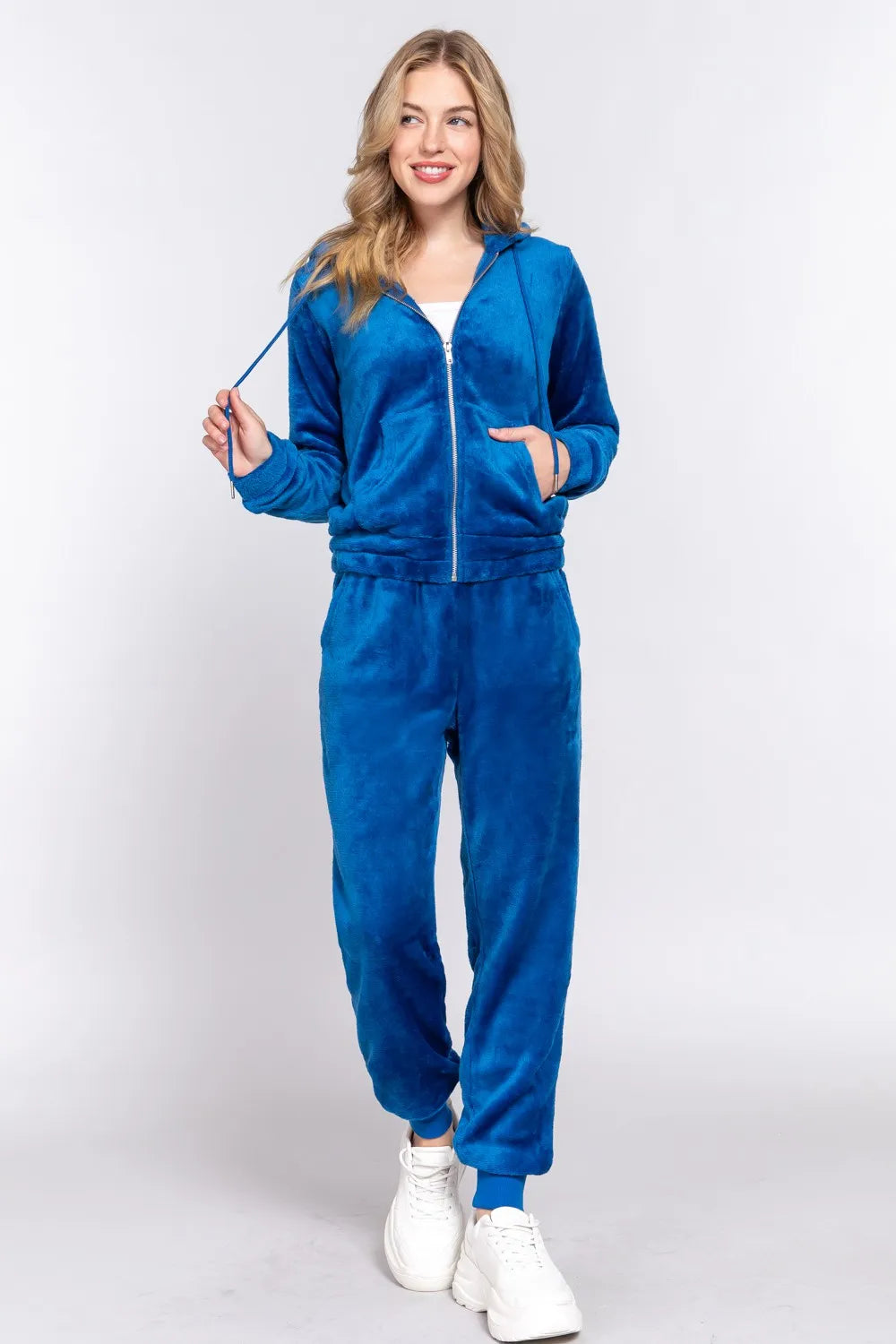 Image of ACTIVE BASIC Faux Fur Zip Up Long Sleeve Hoodie and Joggers Set | Queeble.shop