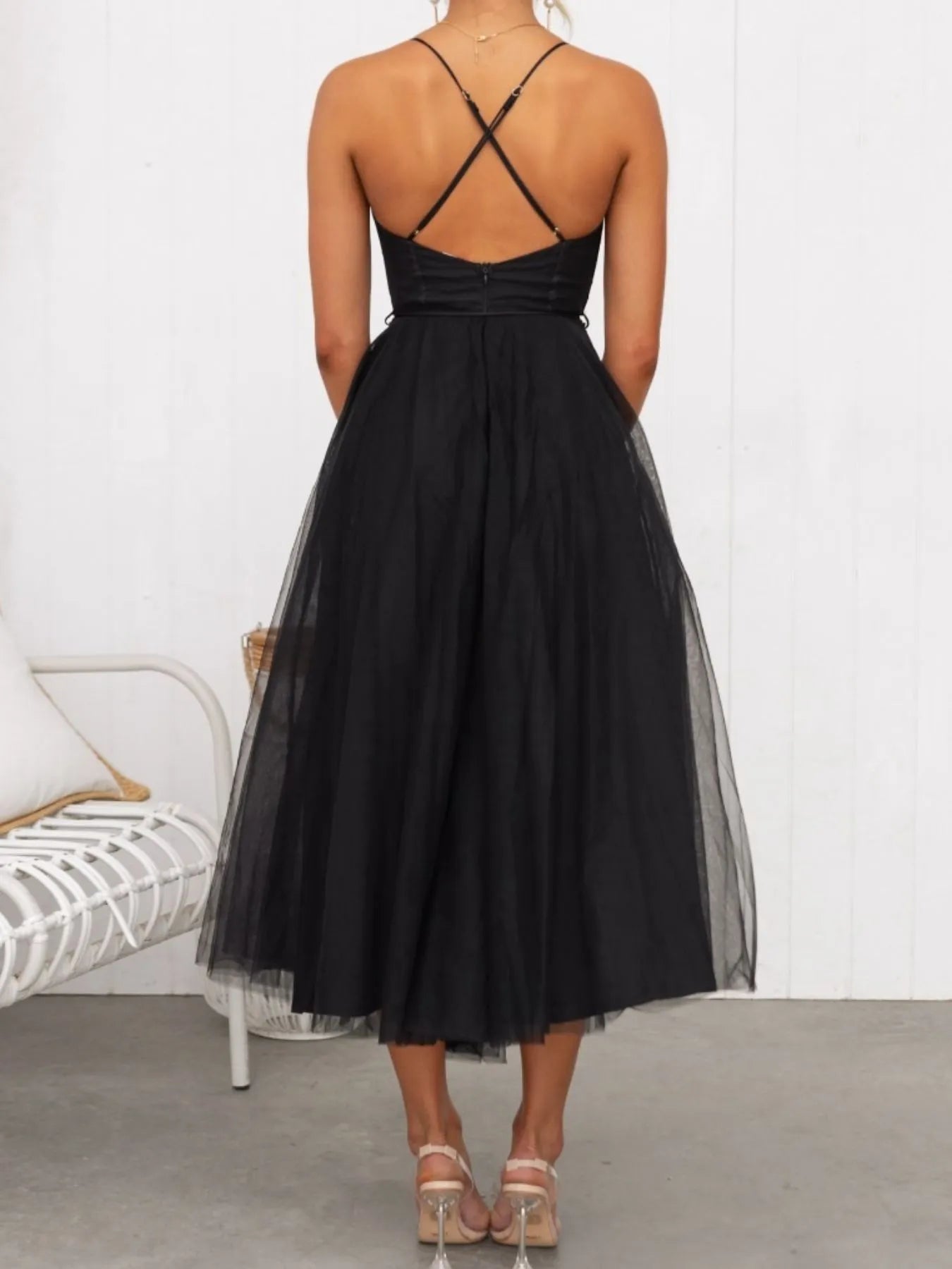 Image of Sweetheart Neck Tulle Midi Dress | Queeble.shop