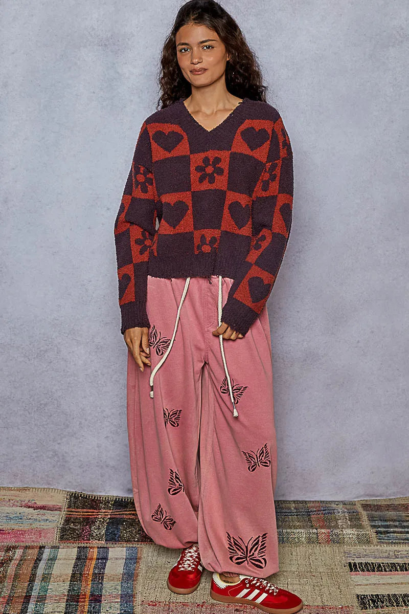 Image of POL V-Neck Heart Pattern Checkered Sweater | Queeble.shop