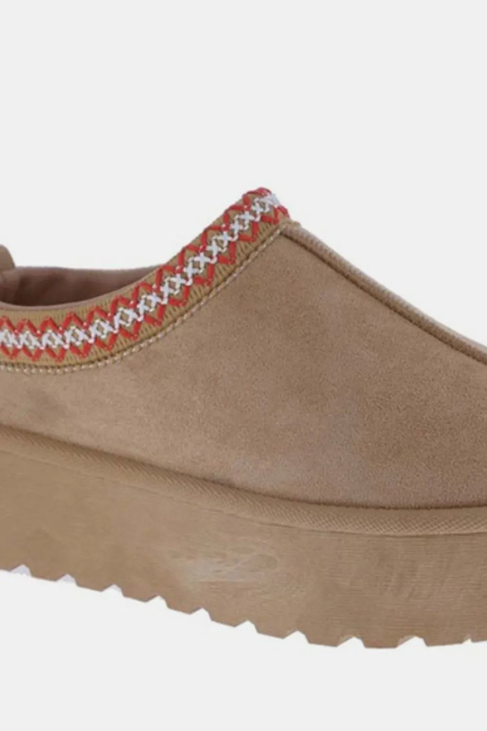 Image of Weeboo Platform Embroidered Trim Slip-On Boots | Queeble.shop