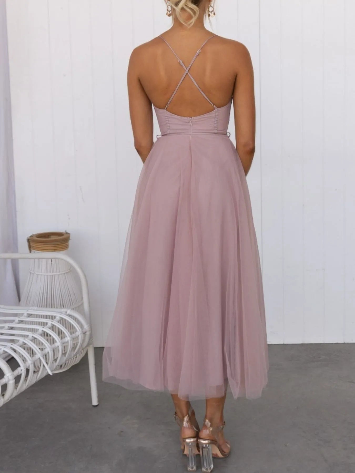 Image of Sweetheart Neck Tulle Midi Dress | Queeble.shop