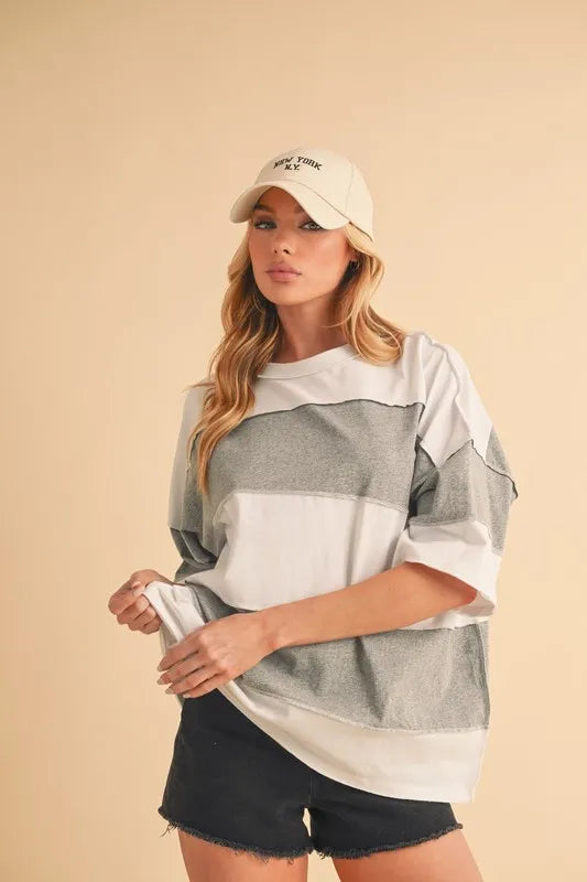 Image of Aemi+Co Color Block Round Neck Short Sleeve T-Shirt | Queeble.shop