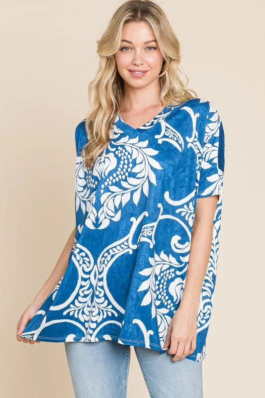 Image of BOMBOM Printed Relaxed V-Neck Tunic Top | Queeble.shop