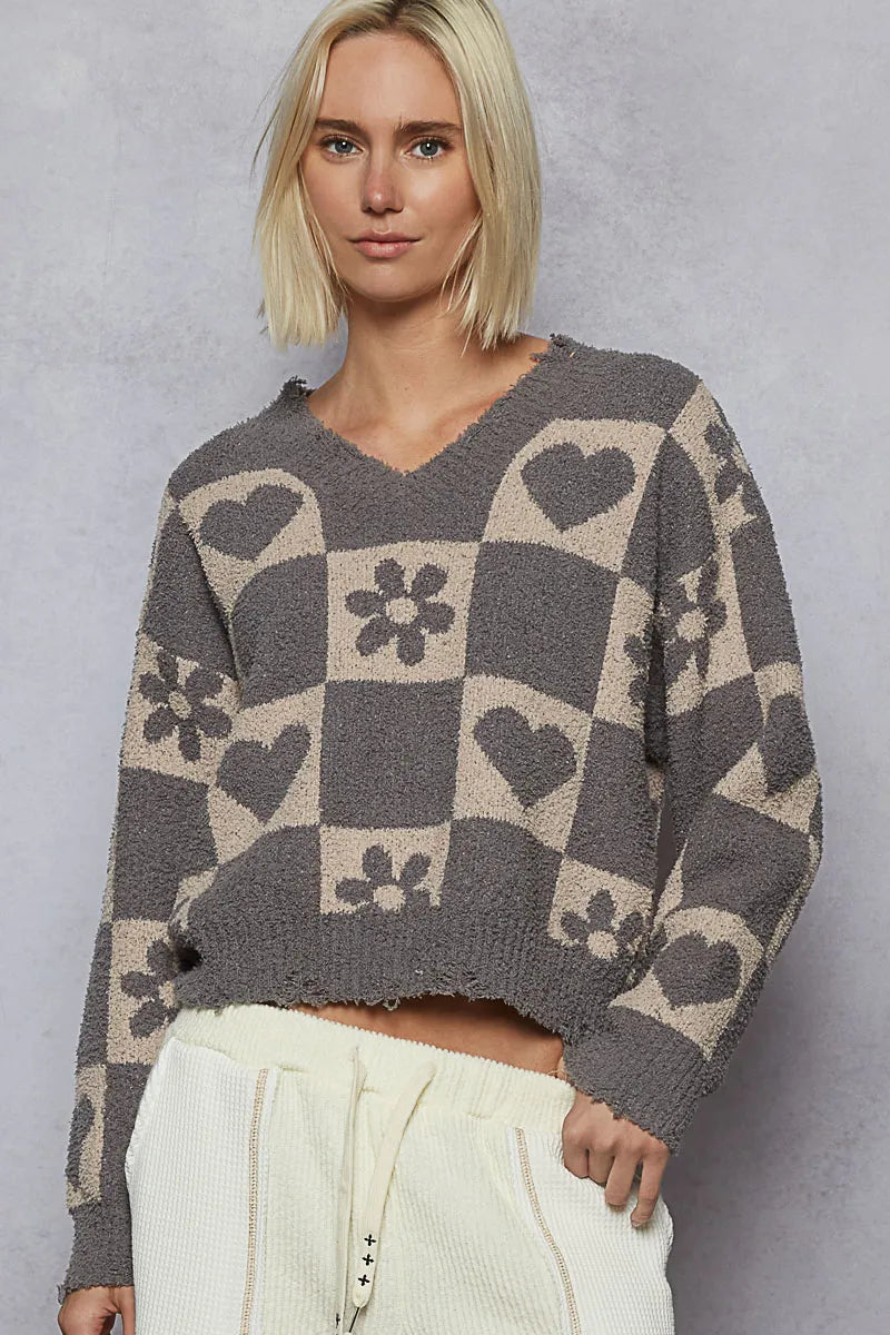 Image of POL V-Neck Heart Pattern Checkered Sweater | Queeble.shop