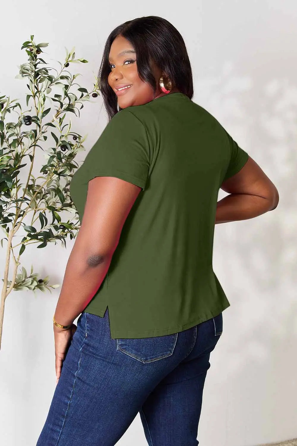 Image of Basic Bae Full Size Round Neck Short Sleeve T-Shirt | Queeble.shop