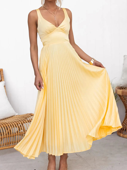 Image of Pleated V-Neck Sleeveless Maxi Dress | Queeble.shop