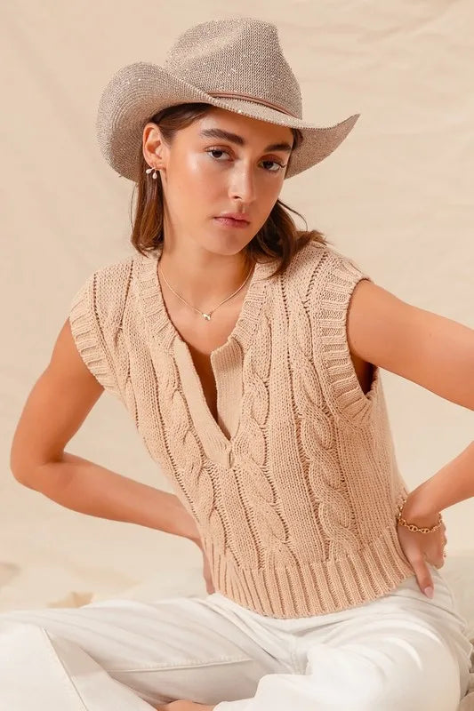 Image of SO ME Notched Neck Cable Knit Sweater Vest | Queeble.shop
