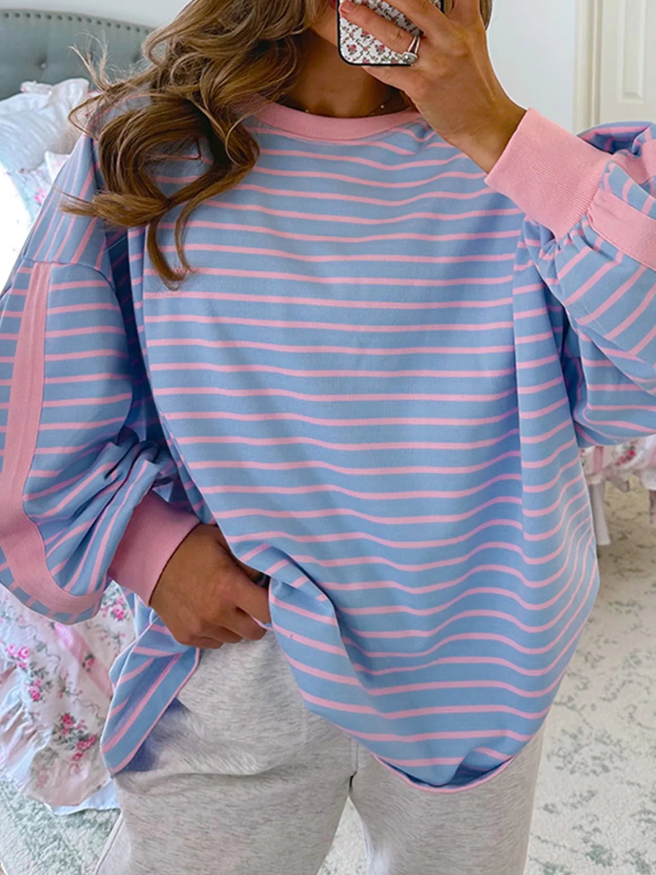 Image of Stripe Oversize Contrast Trim Drop Shoulder Sweatshirt | Queeble.shop