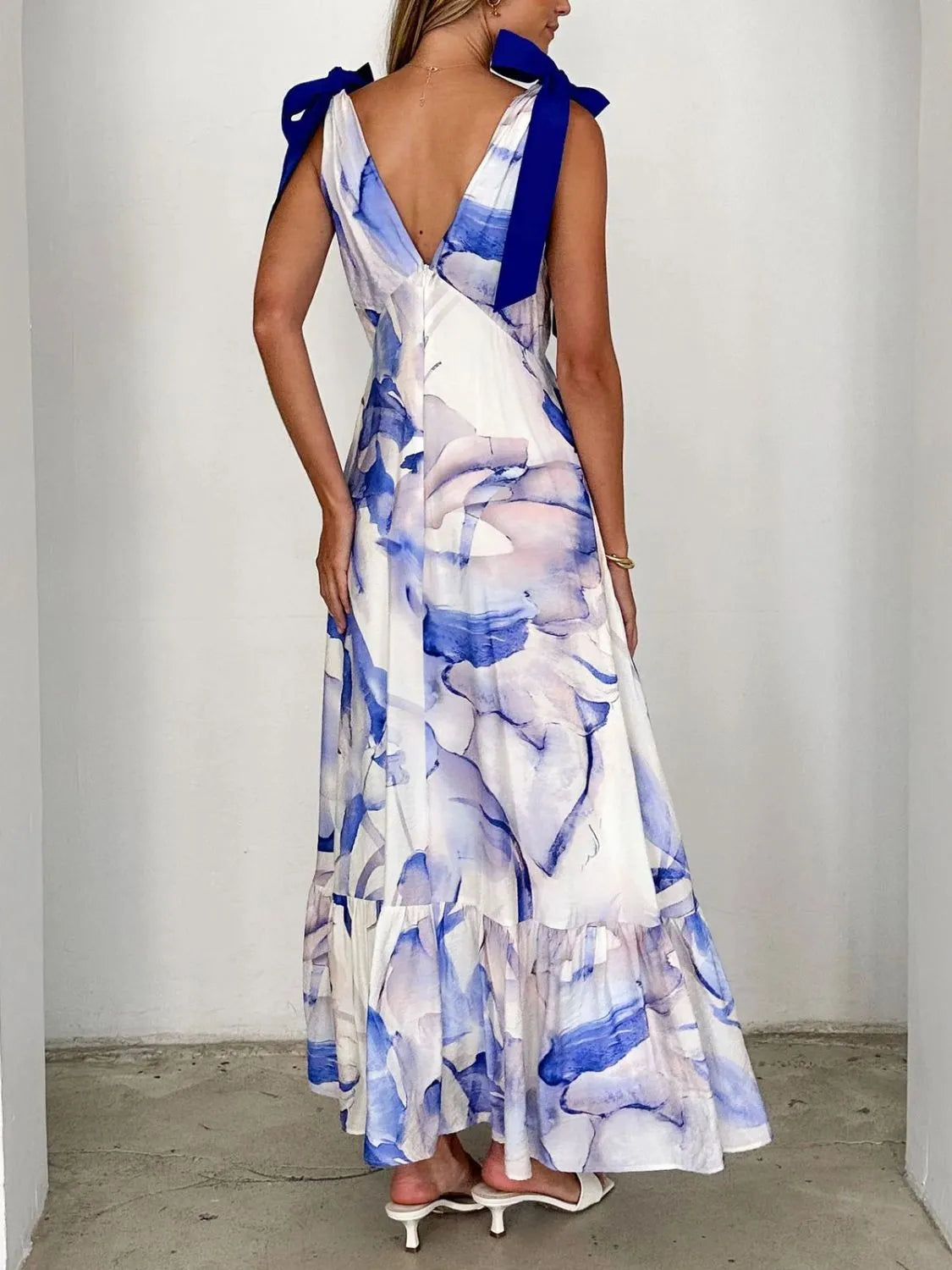Image of Printed V-Neck Tie Shoulder Midi Cami Dress | Queeble.shop