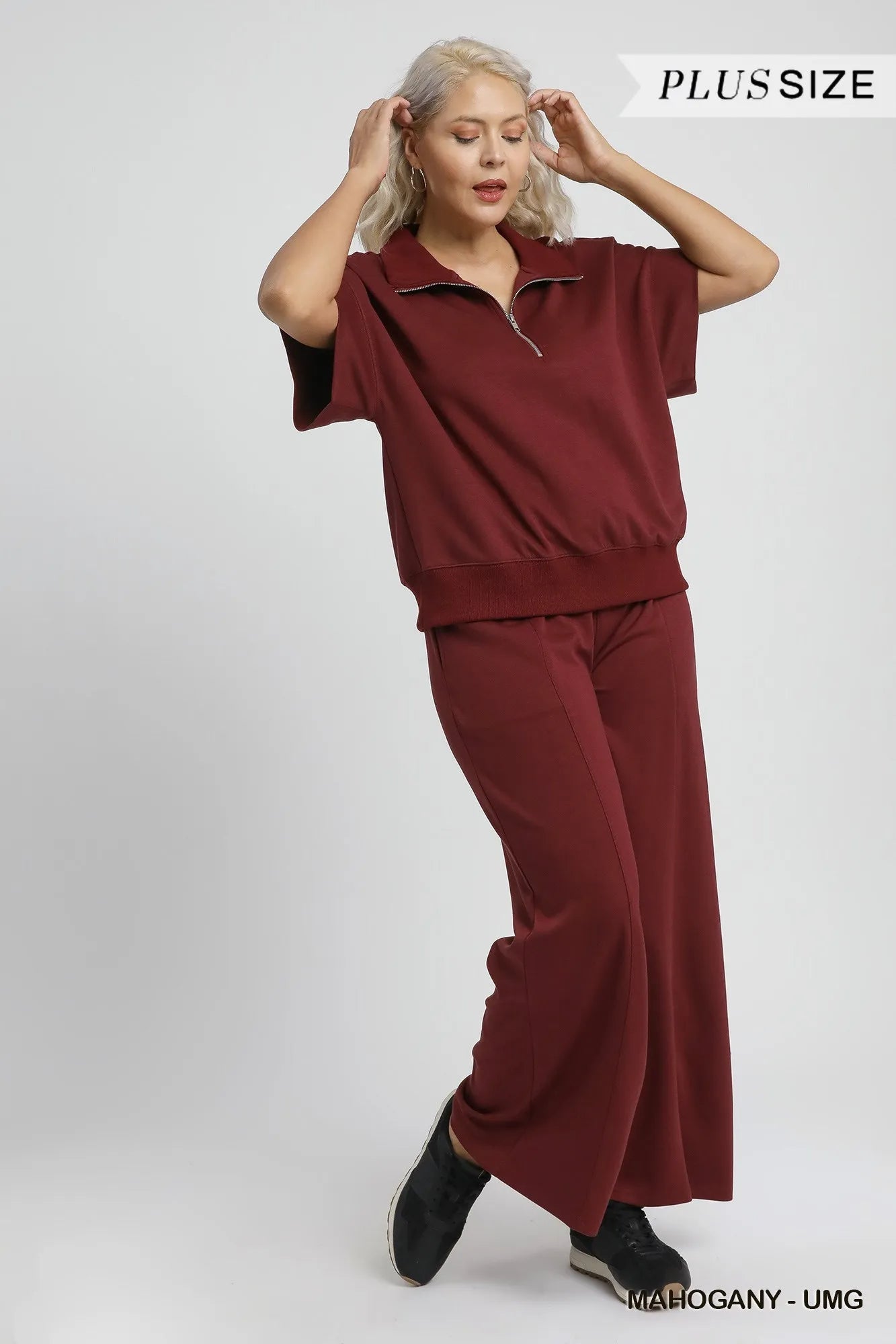 Image of Umgee Full Size Half-Zip Short Sleeve Top Plus Size | Queeble.shop
