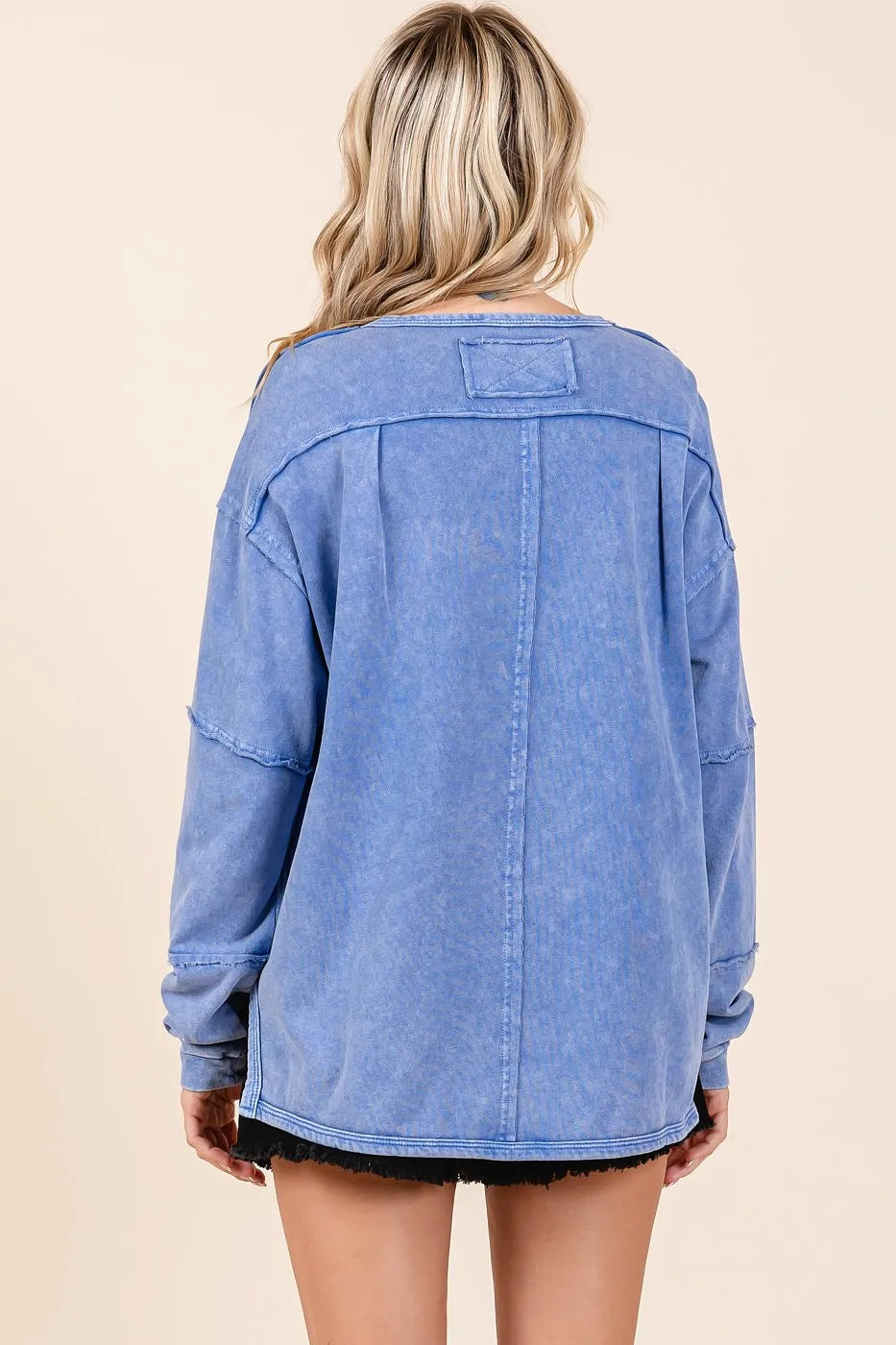 Image of Mittoshop Star Graphic Mineral Wash Long Sleeve Top | Queeble.shop