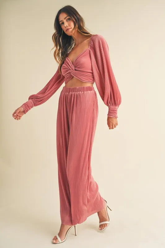 Image of MABLE Front Twisted Long Sleeve Top and Pants Set | Queeble.shop