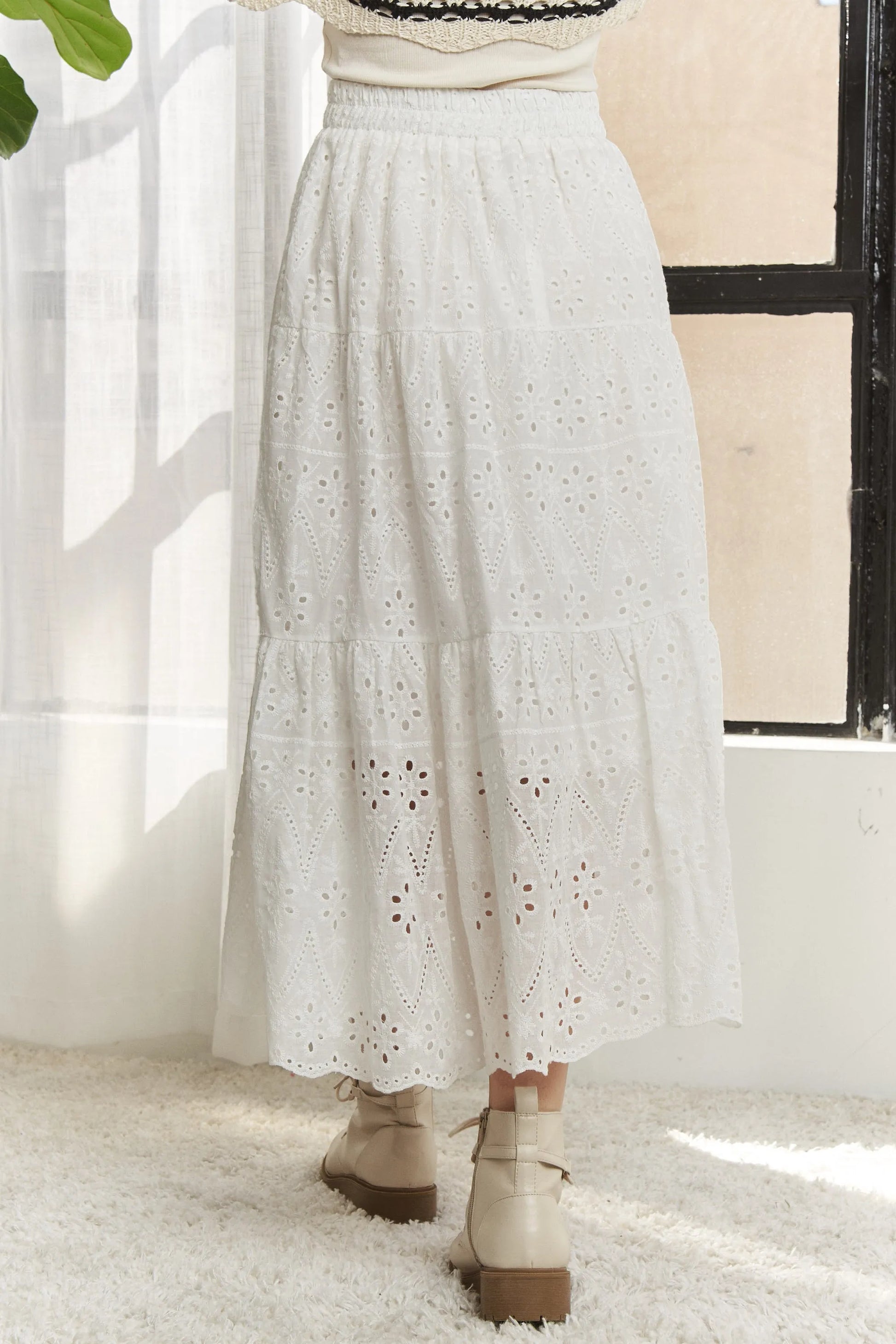 Image of ADORA Elastic Waistband Tiered Midi Skirt | Queeble.shop