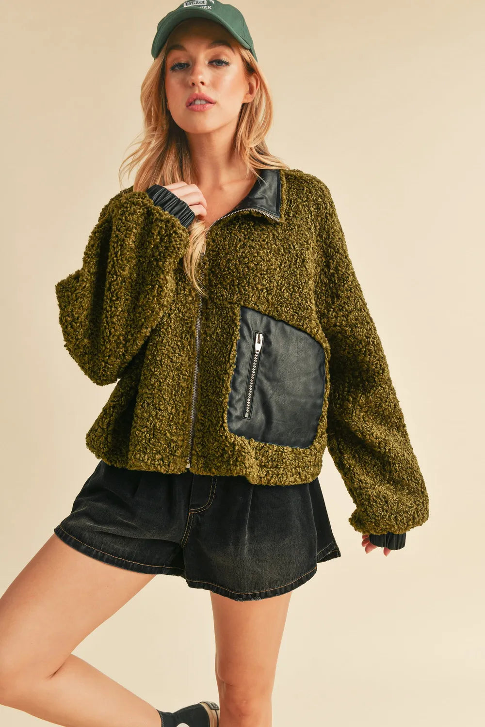 Image of Aemi + Co Collared Neck Zip Up Sherpa Jacket | Queeble.shop