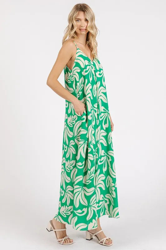 Image of Mittoshop Printed V-Neck Maxi Cami Dress with Pockets | Queeble.shop