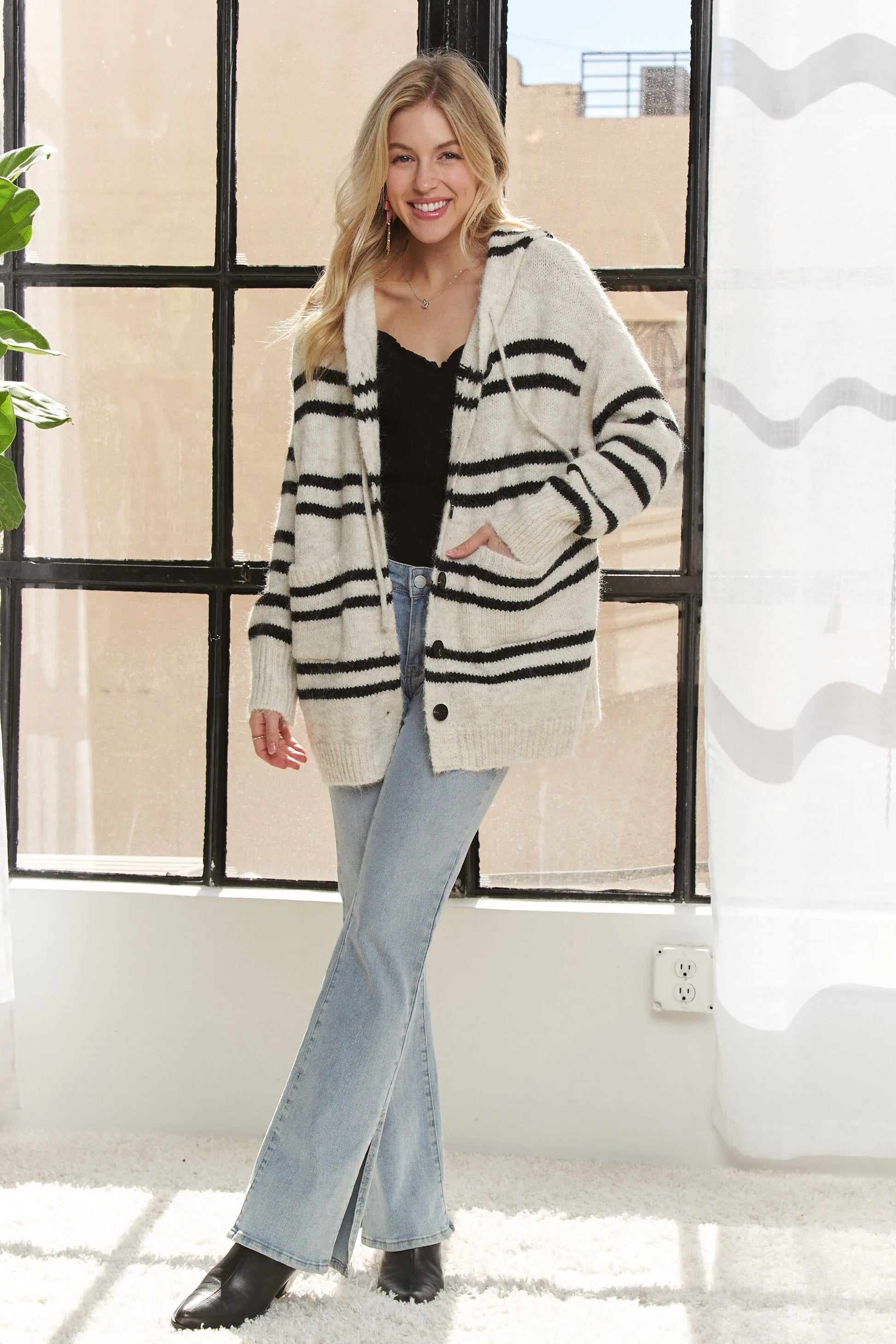 Image of ADORA Horizontal Stripes Hoodie Cardigan | Queeble.shop