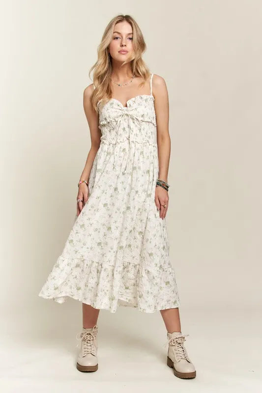 Image of ADORA Smocked Floral Sweetheart Neck Cami Dress | Queeble.shop