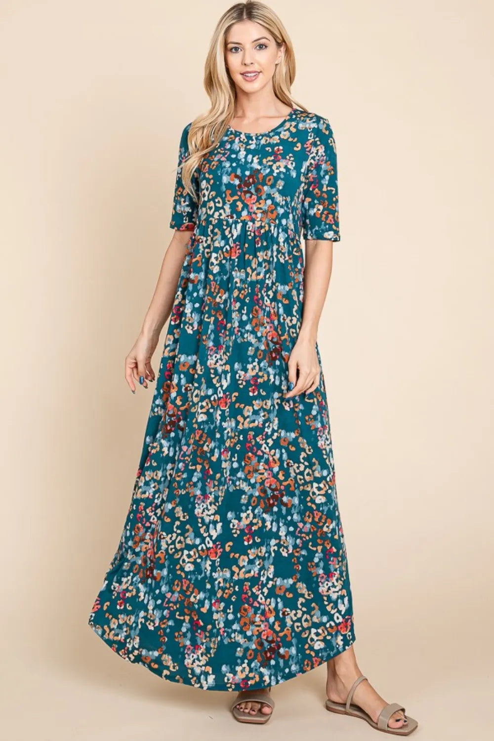 Image of BOMBOM Printed Shirred Maxi Dress | Queeble.shop