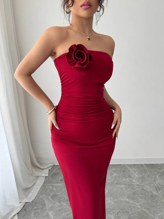 Image of Slit Back Flower Tube Midi Dress | Queeble.shop