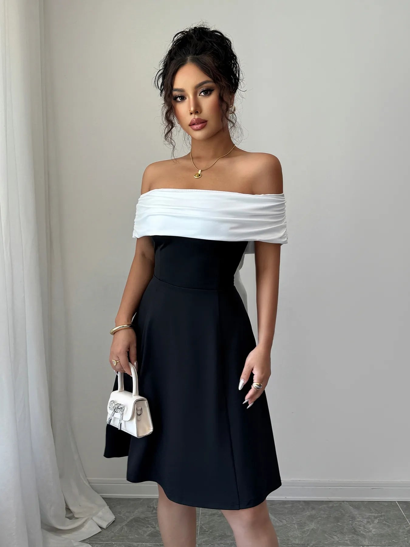 Image of Bow Back Off Shoulder Dress | Queeble.shop