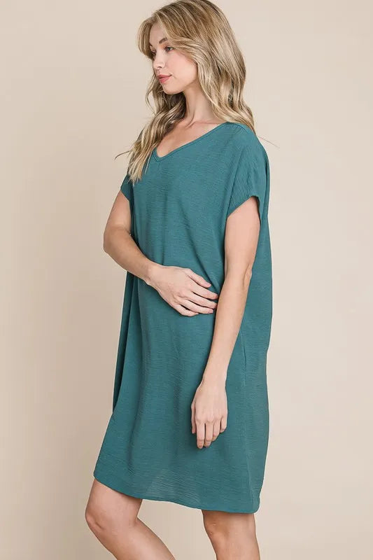 Image of BOMBOM V-Neck Short Sleeve Dress with Pockets | Queeble.shop