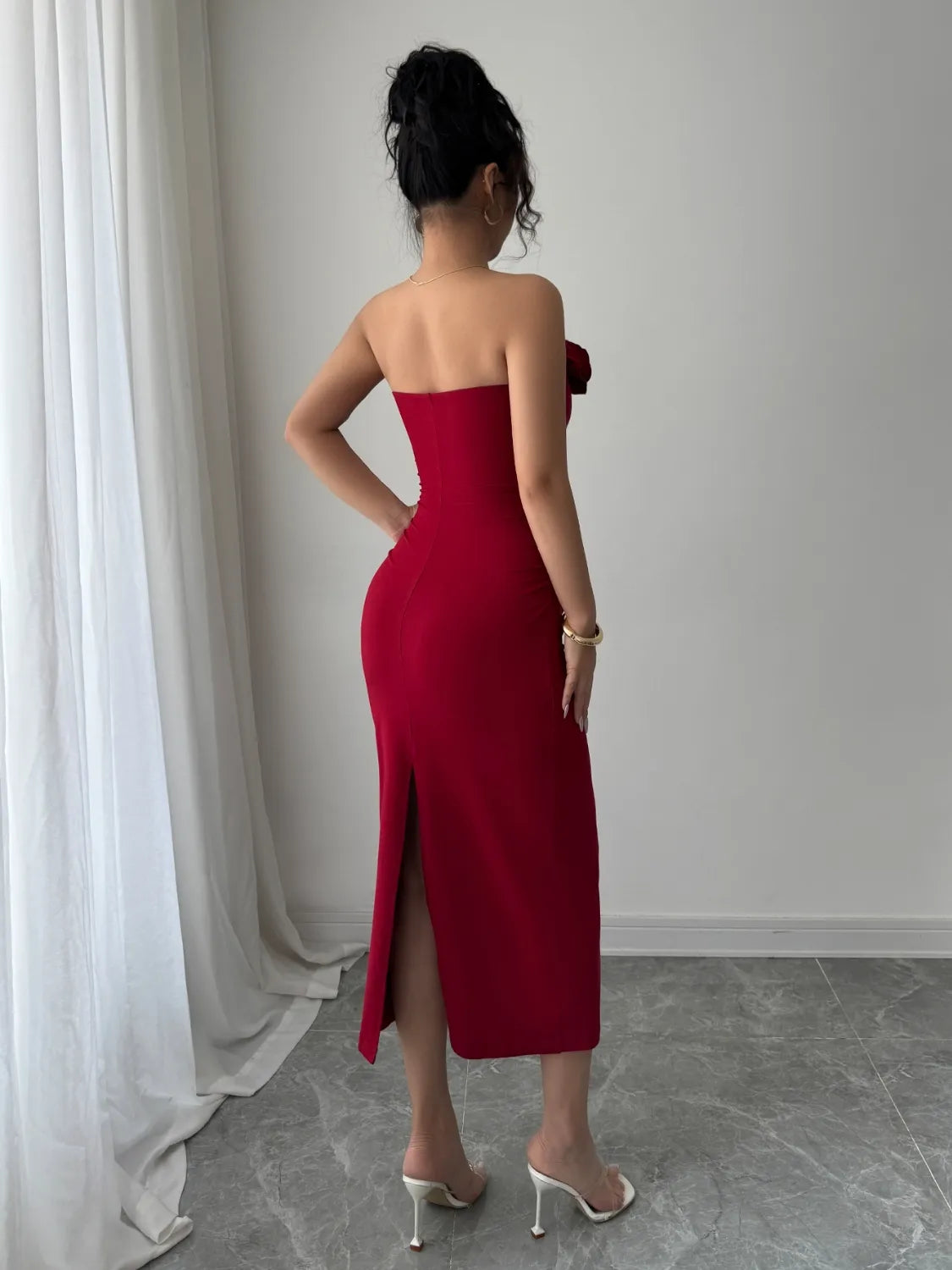 Image of Slit Back Flower Tube Midi Dress | Queeble.shop