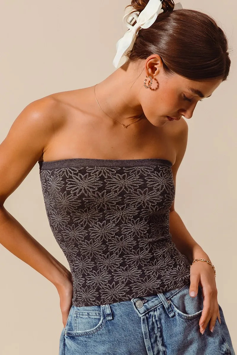 Image of SO ME Jacquard Floral Two Tone Seamless Tube Top | Queeble.shop