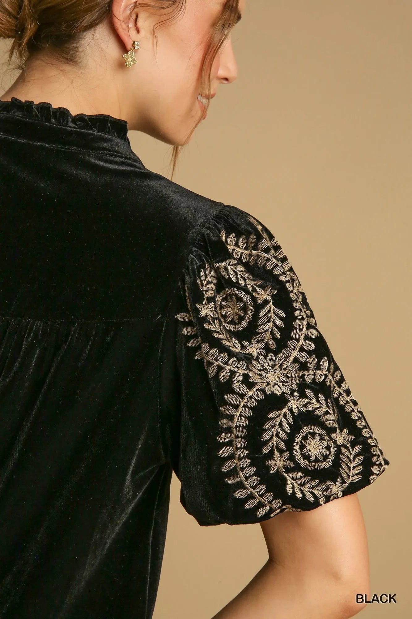Image of Umgee Full Size Velvet Embroidered Sleeve Blouse Plus Size | Queeble.shop