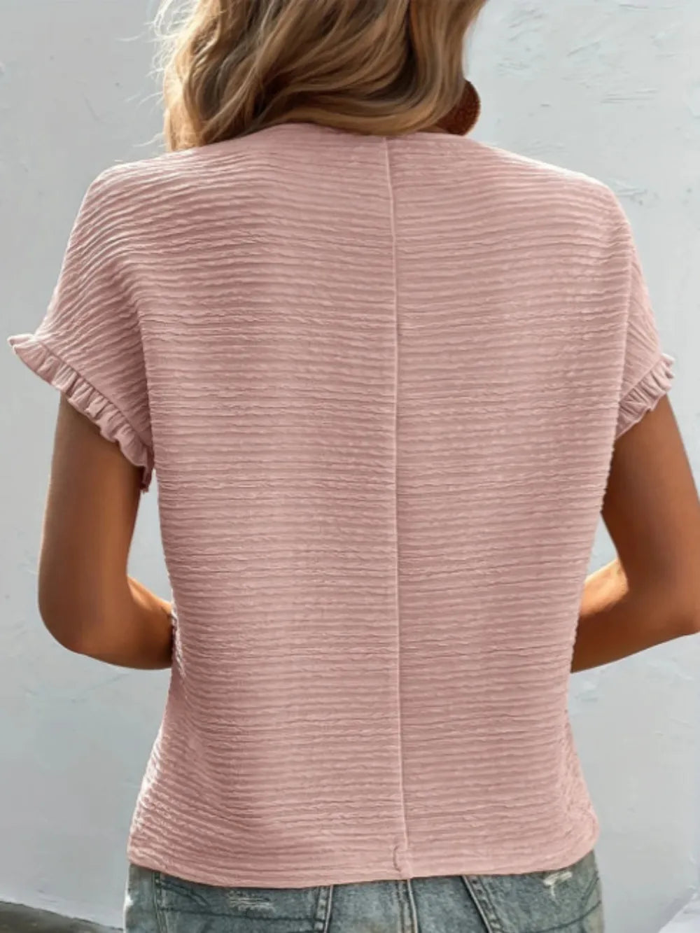 Image of Texture Round Neck Short Sleeve T-Shirt | Queeble.shop