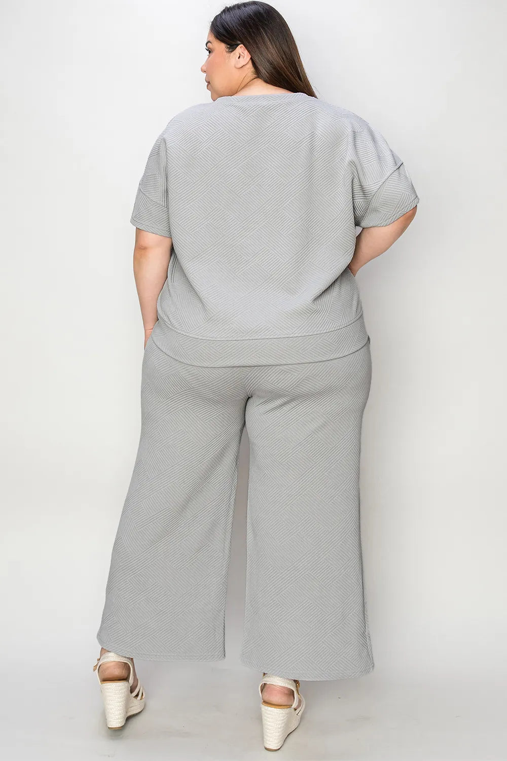 Image of Double Take Full Size Texture Short Sleeve Top and Pants Set | Queeble.shop