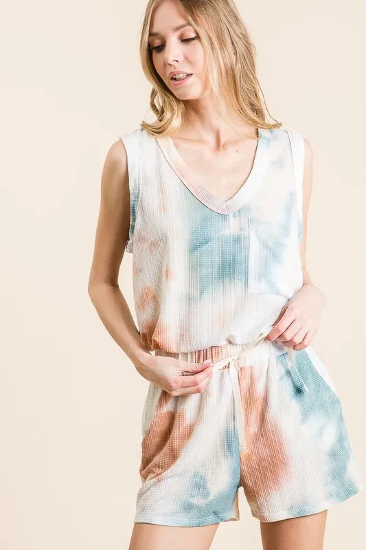 Image of BiBi Tie Dye Textured Knit Top and Shorts Set | Queeble.shop