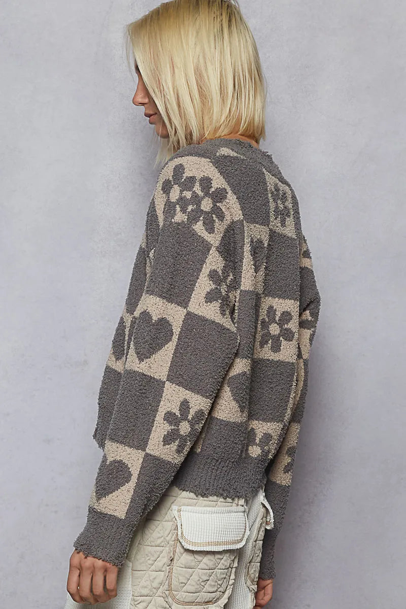 Image of POL V-Neck Heart Pattern Checkered Sweater | Queeble.shop