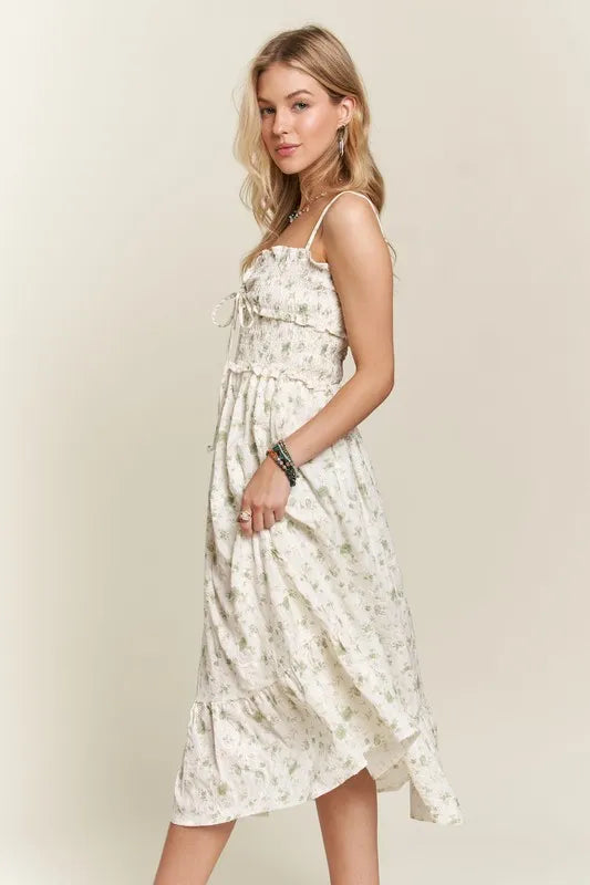 Image of ADORA Smocked Floral Sweetheart Neck Cami Dress | Queeble.shop
